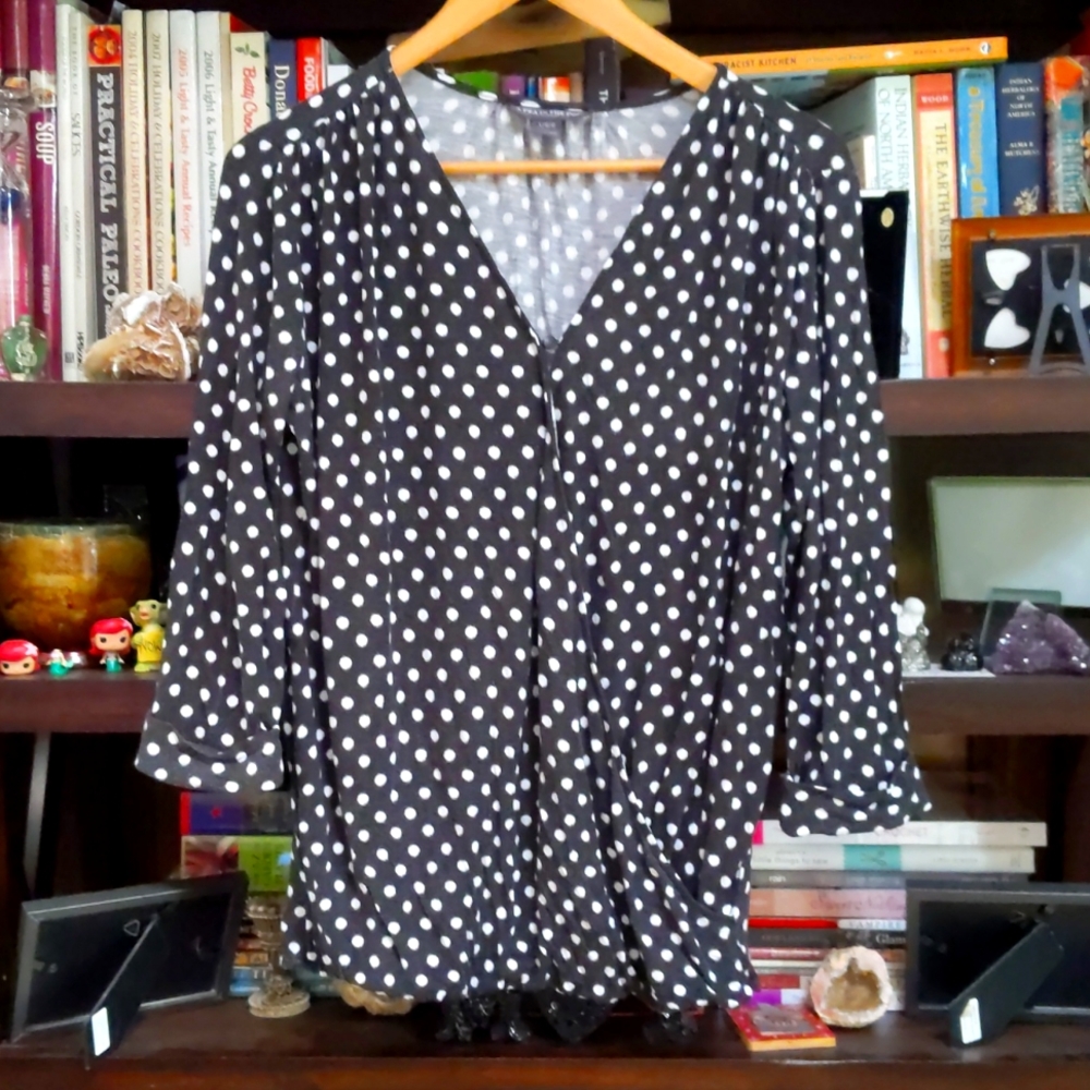 Cross front polka dot